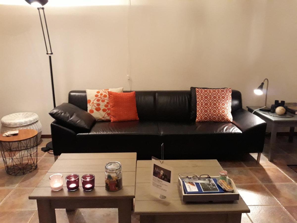 Vakantiehuisje Achter Odiliapeel エクステリア 写真