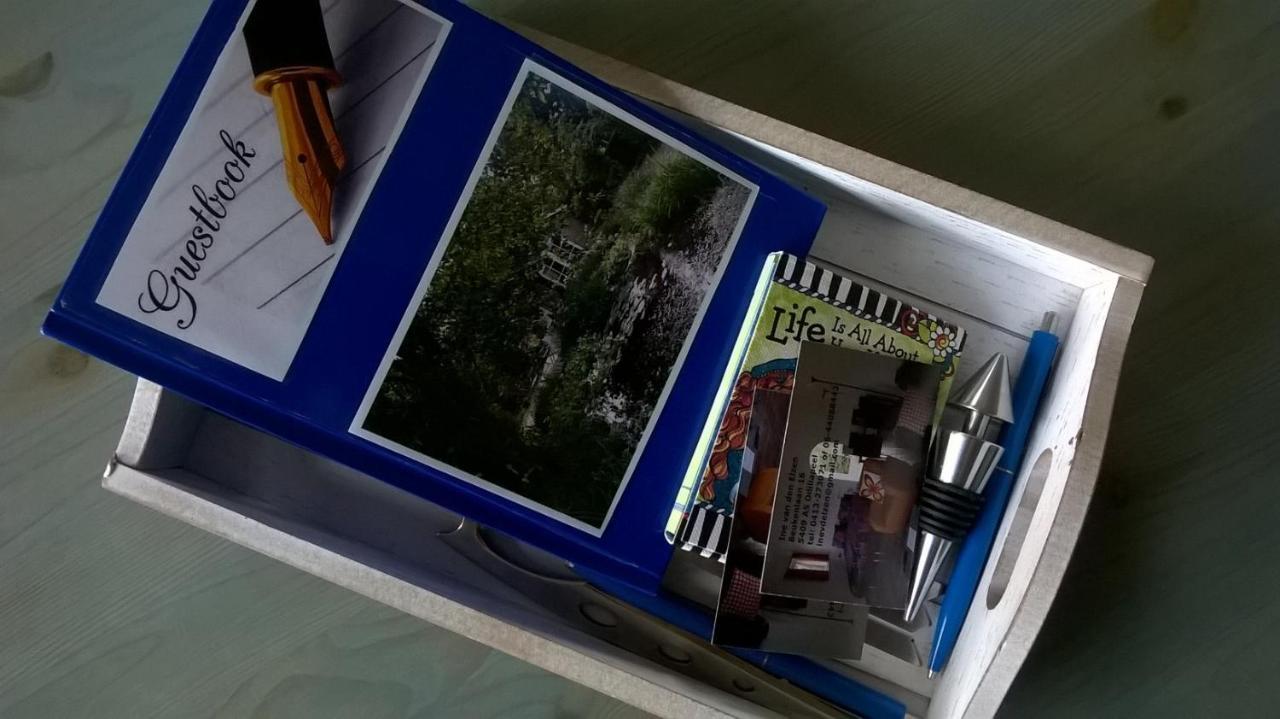 Vakantiehuisje Achter Odiliapeel エクステリア 写真